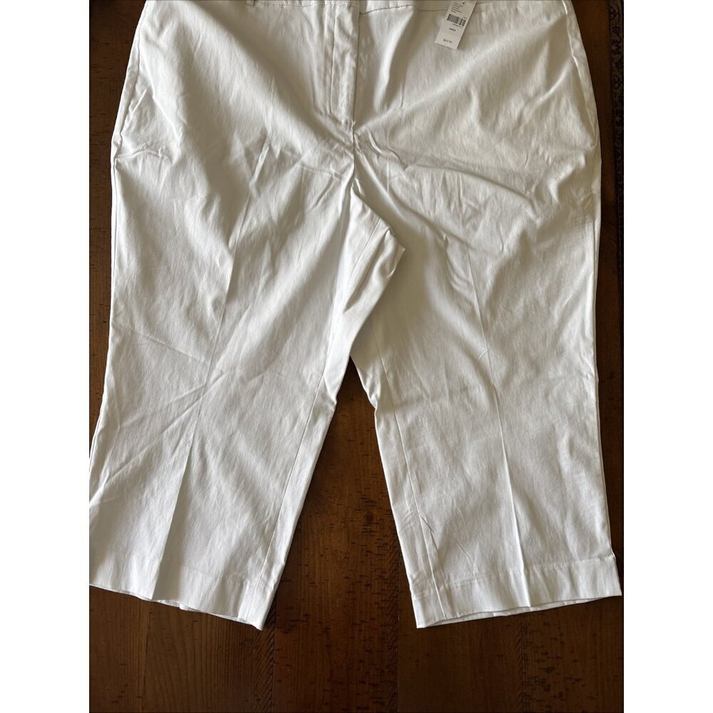 lane bryant White Slim Capri Pants Size 24 Petite Mid Rise NWT - Picture 4 of 10